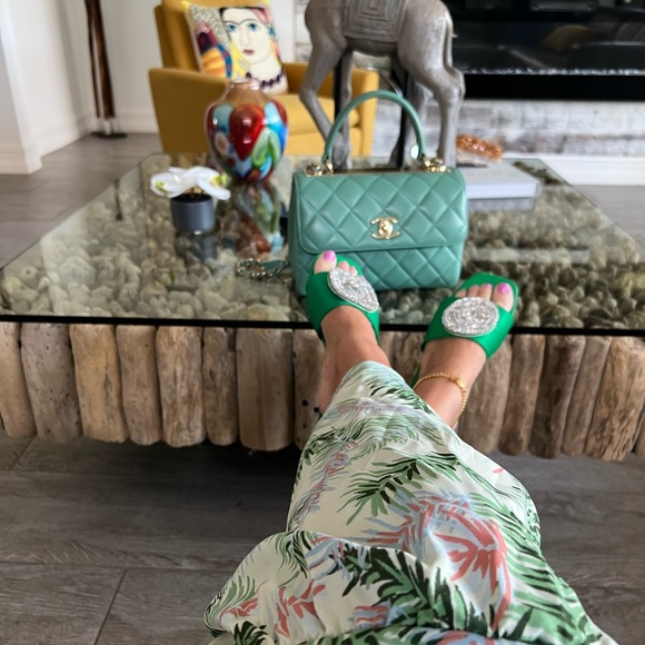 Meet your Posher, Belinda - Picture 3 of 4